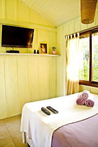 Pousada Beehouse Paranagua Exterior photo